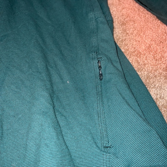 Quarter-zip athleisure - Picture 3 of 3